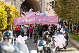 Kochają życie i pokazują to innym. Marsz Amazonek w Elblągu