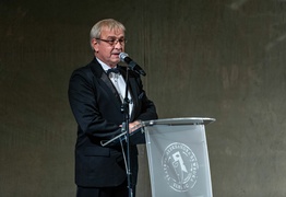 Od Balladyny do Wesela, czyli 45 lat elbląskiej sceny  (recenzja) 