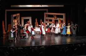 Od Balladyny do Wesela, czyli 45 lat elbląskiej sceny  (recenzja) 