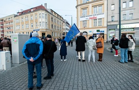 Prounijnie i przeciw wysokim cenom. Kolejny protest w Elblągu zdjęcie nr 250982