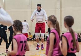 Koszykarze w czwartym liceum