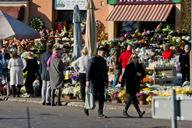 Elblążanie odwiedzają groby bliskich