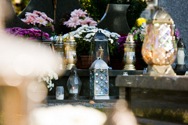 Elblążanie odwiedzają groby bliskich