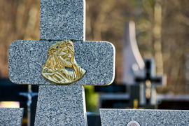 Elblążanie odwiedzają groby bliskich