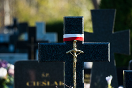 Elblążanie odwiedzają groby bliskich