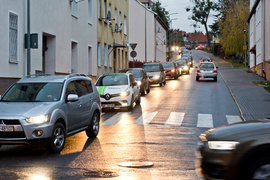 Bema z objazdem, kierowcy stoją w korkach