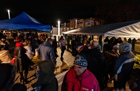 „Nie jesteś sam”, czyli wigilia na placu Dworcowym