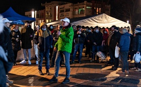 „Nie jesteś sam”, czyli wigilia na placu Dworcowym