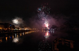 Na pokazie fajerwerków elblążanie przywitali nowy rok