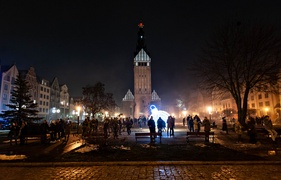 Na pokazie fajerwerków elblążanie przywitali Nowy Rok zdjęcie nr 253897