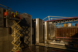 Prawie trzy tysiące osób buduje przekop