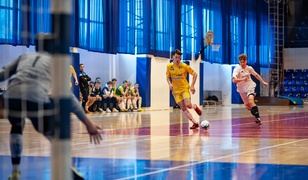 Futsal na żółto, biało i niebiesko zdjęcie nr 254293