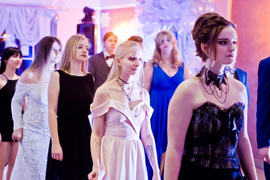 Obok Plastyka – studniówka \"Plastyka\"