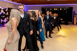 Studniówka ZST: Idziemy na żywioł