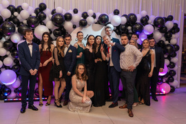Studniówka ZST: Idziemy na żywioł