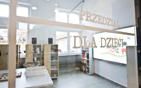 Lokomotywa książek stanęła Nad Jarem