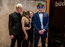 Ta noc należała do nich