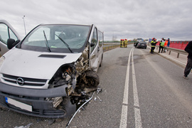 Kierowca bmw uderzył w opla