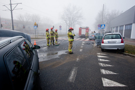 Zderzenie audi z citroenem na ul. Płk. Dąbka