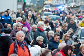 Wierni przeszli przez miasto w drodze krzyżowej