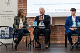Chcą się uczyć, ale tego, co młodzież interesuje