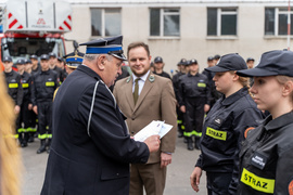 Awanse i nagrody dla strażaków