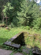 Ruiny przy kapliczce werbistów
