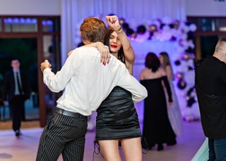 Nie było studniówki, jest bal