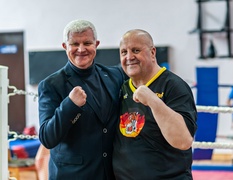 Treningowa szermierka na pięści