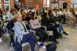 Wzloty, upadki i szansa dla portu