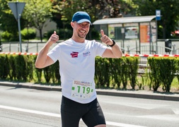 PortEl też pobiegł w Piekarczyku