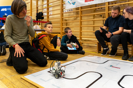 Ludzie, roboty, programowanie i rywalizacja (aktualizacja)