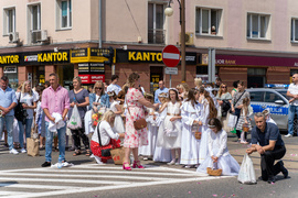 Przez miasto przeszły procesje