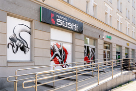 Pyszne i świeże street food sushi w Elblągu
