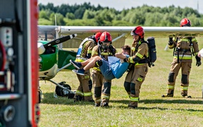 Awaria i pożar samolotu. Ćwiczenia na lotnisku
