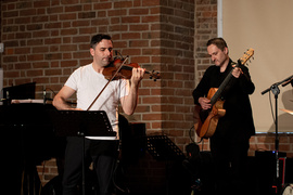 Jazz w bibliotecznych murach