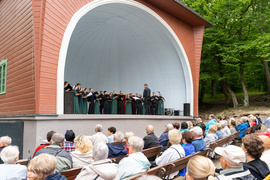 Z USA do Bażantarni