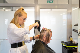 Letnia zmiana gorący efekt. \"Nowa fryzura jest super\"