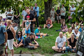 Dźwięki popłynęły po schodach
