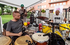 Dźwięki popłynęły po schodach