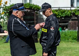 Strażacy ochotnicy z Łęcza mają swój sztandar zdjęcie nr 266626