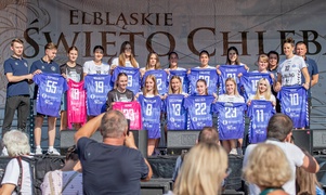 Słoneczna prezentacja Startu