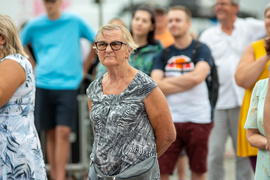 Muzyka... popłynęła