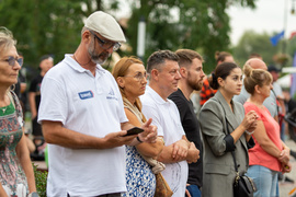 Muzyka... popłynęła