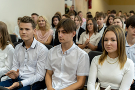 Żegnaj lato na rok! Uczniowie wrócili do szkolnych ławek