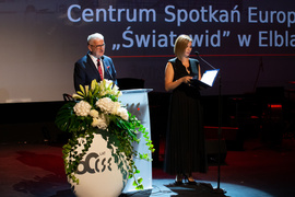 Światowidowi stuknęła sześćdziesiątka