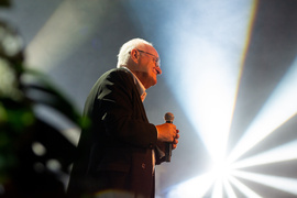 Światowidowi stuknęła sześćdziesiątka