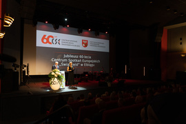 Światowidowi stuknęła sześćdziesiątka