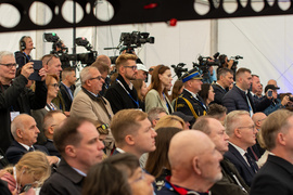 Premier: to droga wolności, nowych szans i możliwości