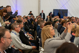 Premier: to droga wolności, nowych szans i możliwości